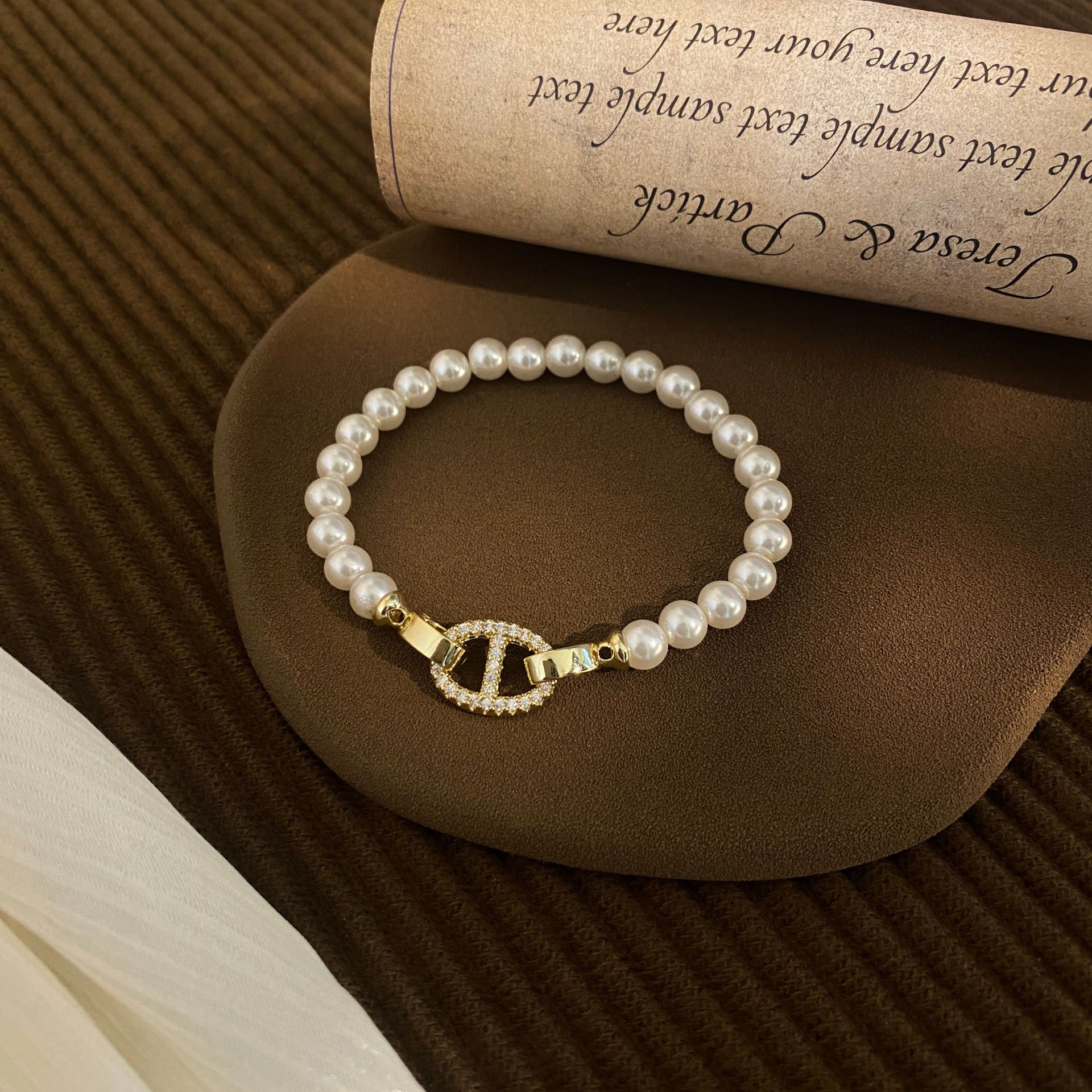 Zhuji natural freshwater pearl bracelet with exquisite camellia flower design, women's jewelry