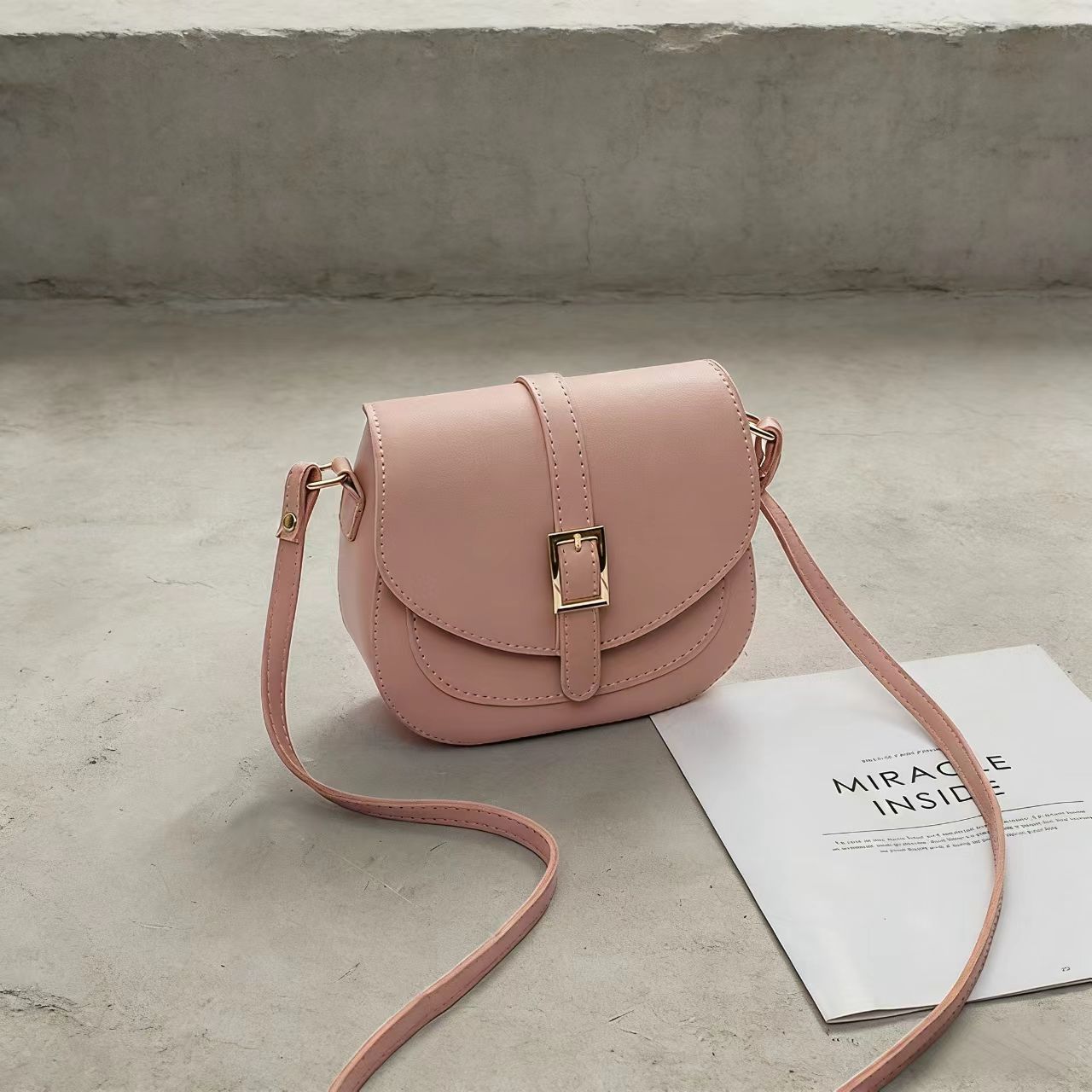 Simple 2024 New Summer Single Shoulder Bag Crossbody Women Small Bag Casual Saddle Bag
