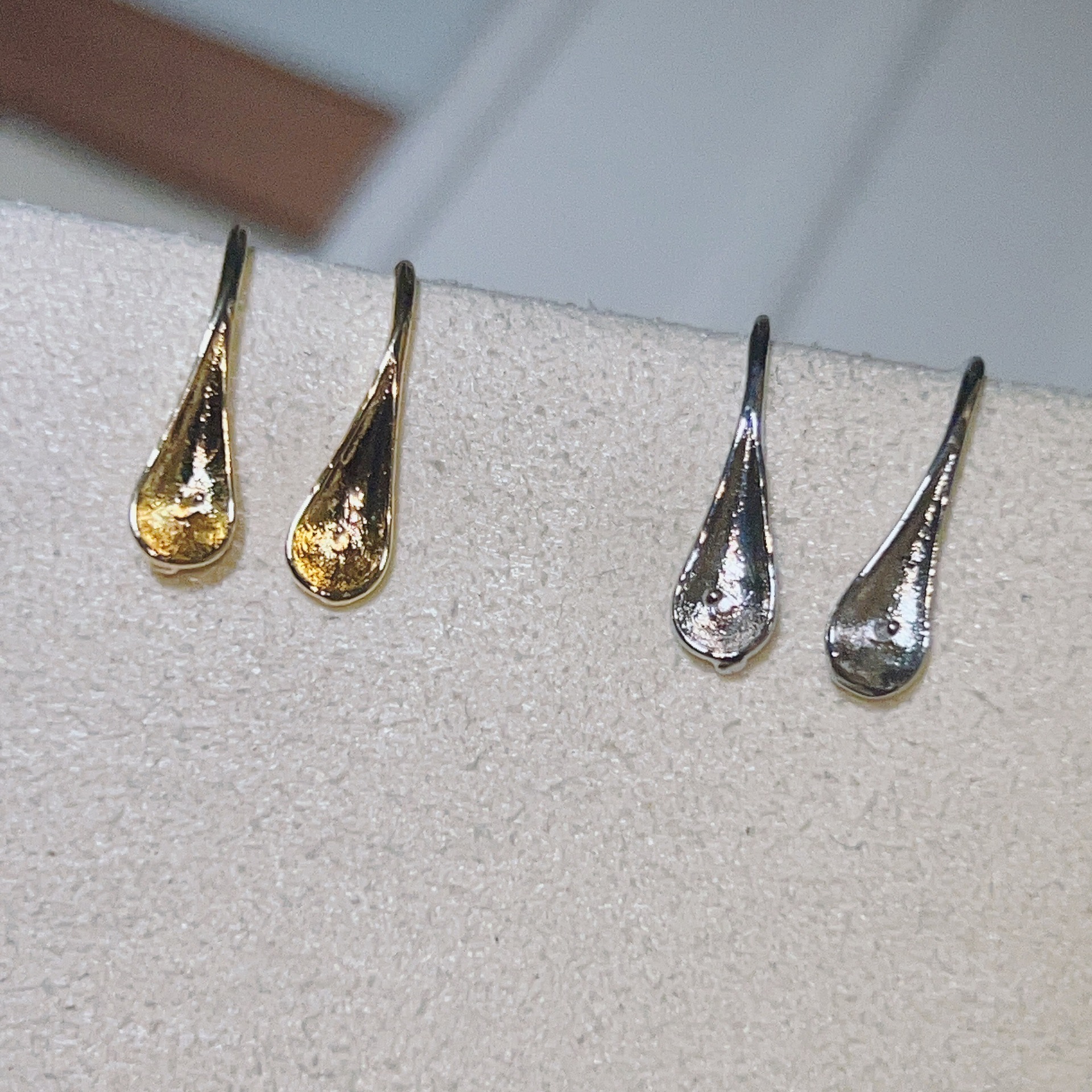 金色托（不含珠） · P1355小高跟鞋（7.5-8mm）