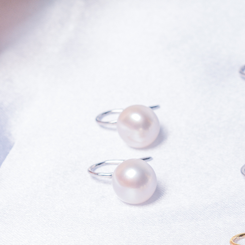 S925 Sterling Silver Natural Freshwater Pearl Earrings Women Summer Niche Earrings High Heel Ear Hooks