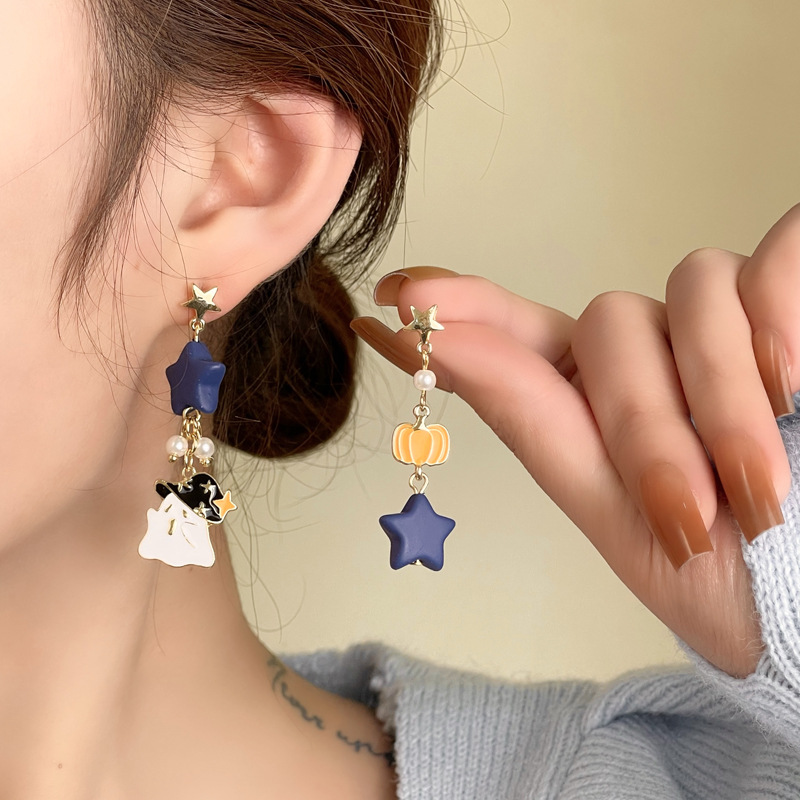 Original design ghost ear studs contrast asymmetric star pumpkin earrings 6259