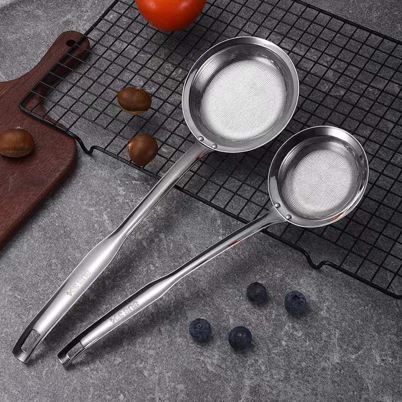 304 stainless steel oil strainer spoon, kitchen tool, hanging oil skimmer, oil residue filter mesh spoon, foam skimmer