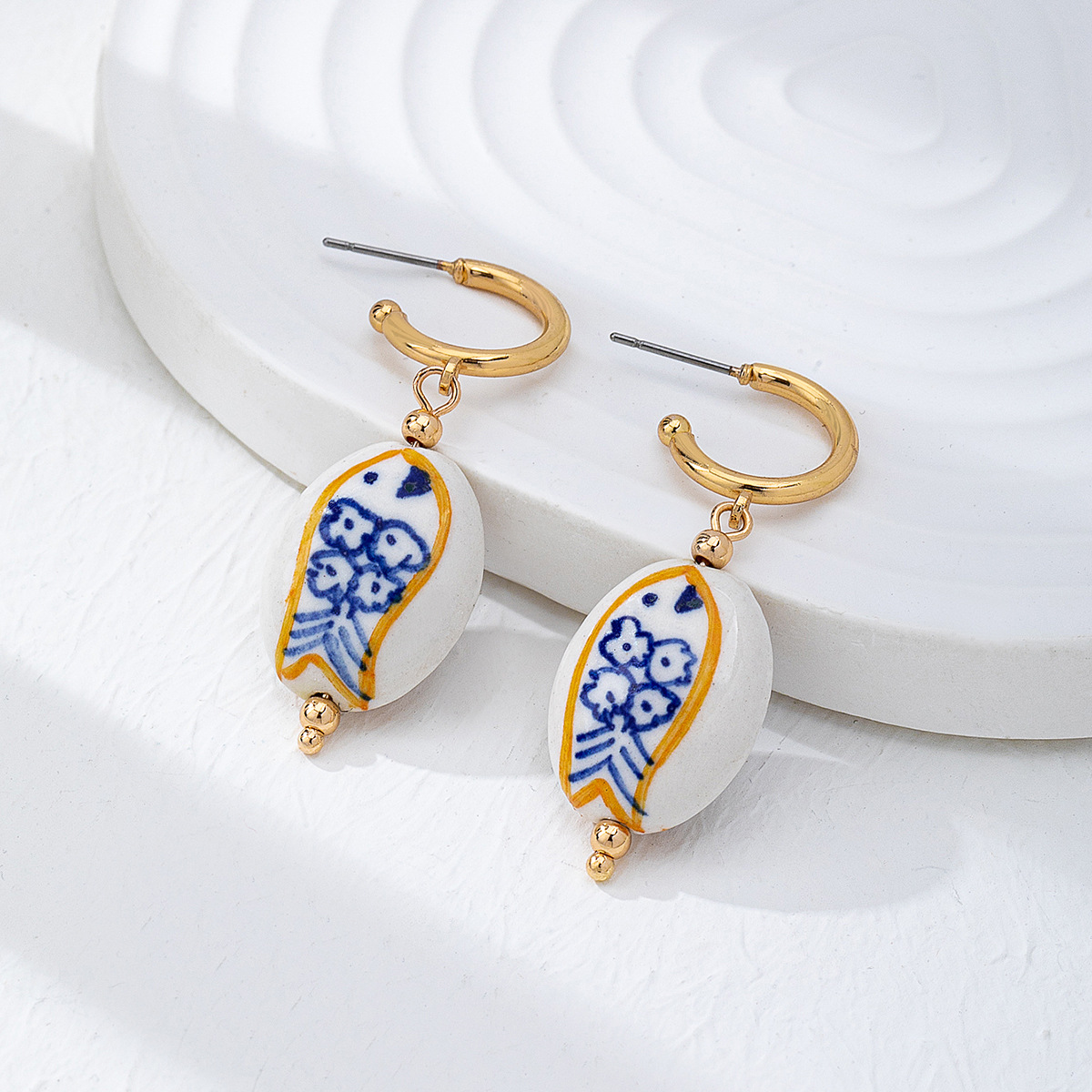 Qingdao Daiwei Accessories 1 Pair Summer Ceramic Printed Lobster Crab Fruit Pendant Women's Earrings