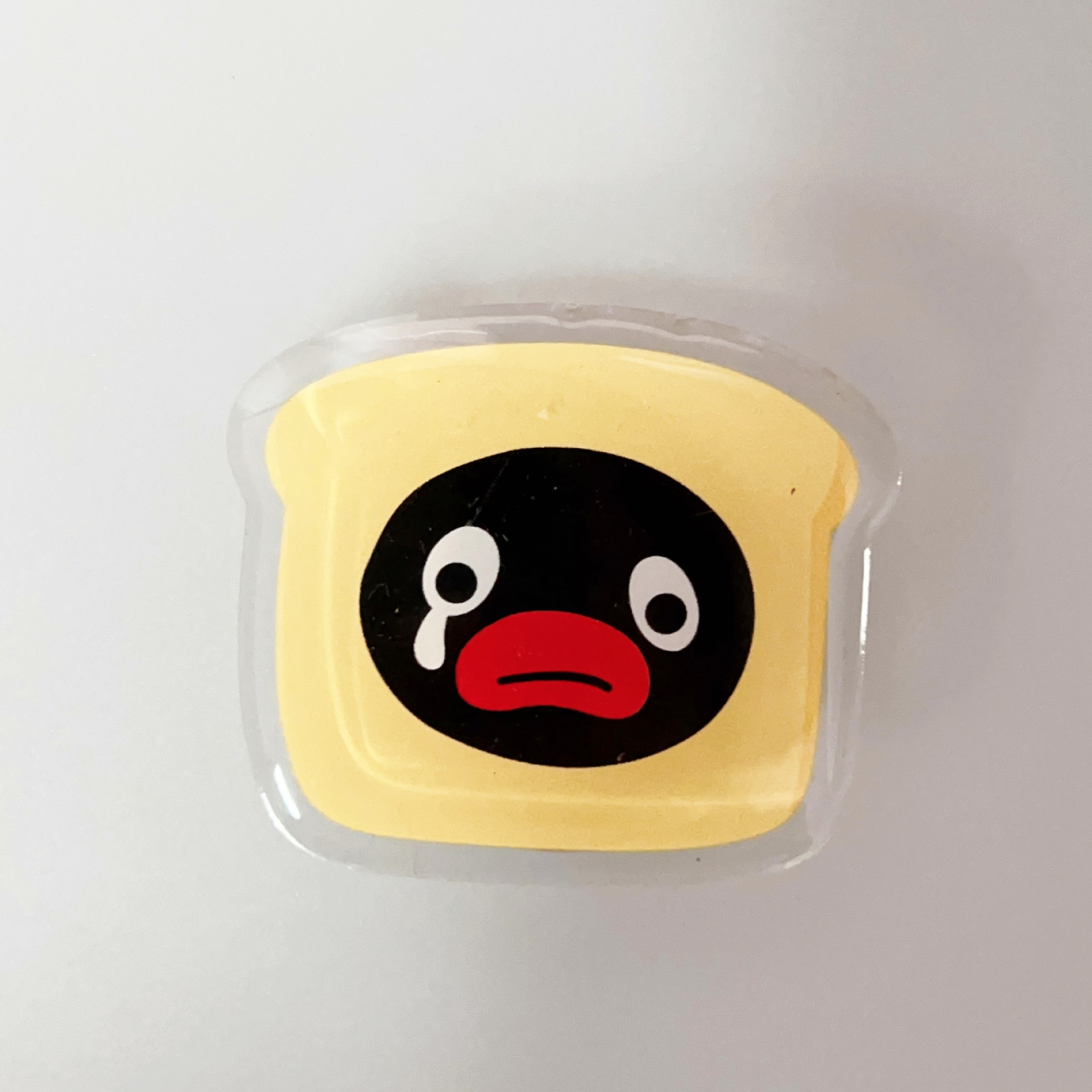Pingu Penguin Phone Airbag Stand Fun Magnetic Telescopic Desktop Acrylic Resin Phone Stand Universal