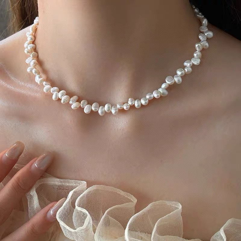 Irregular Baroque Natural Freshwater Pearl Necklace Women Short Sense Collarbone Chain
