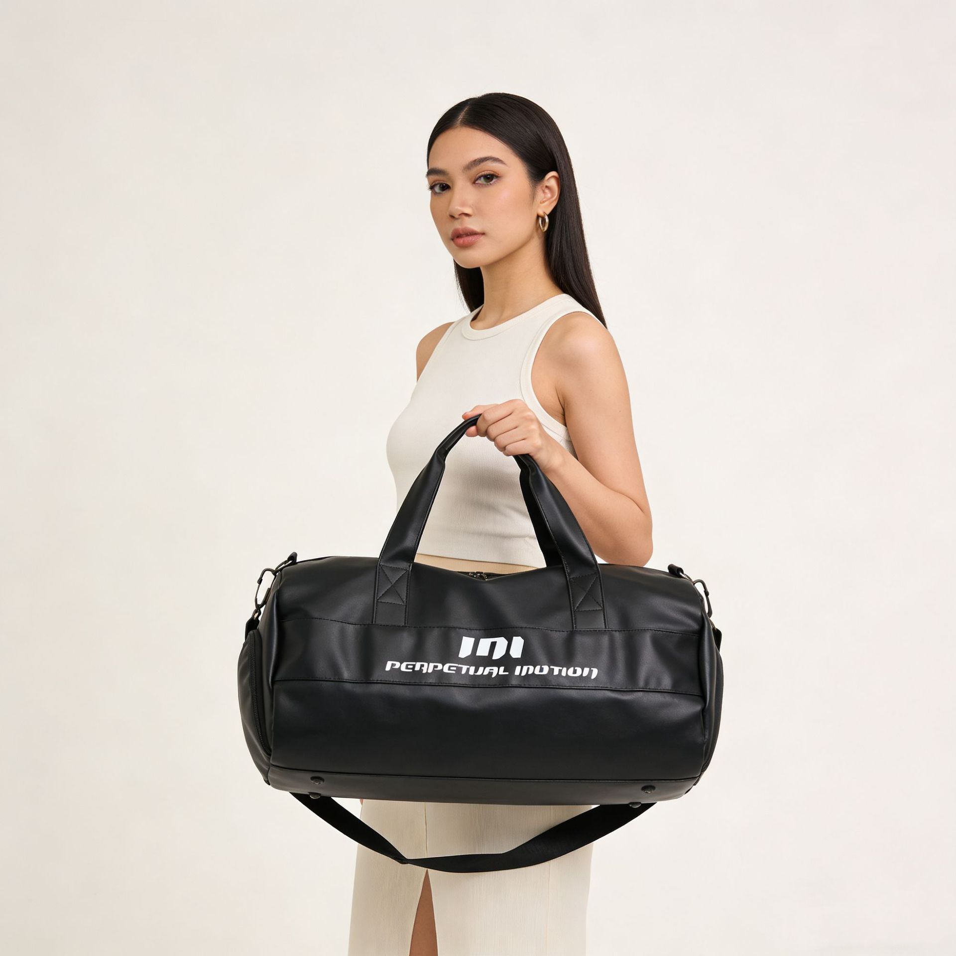 Large capacity wet-dry separation fitness bag short-distance travel bag independent shoe compartment PU leather hand-carry crossbody sports storage bag