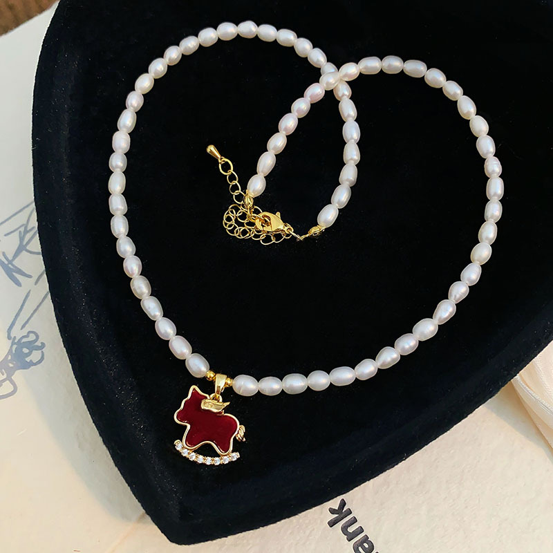 Natural pearl necklace for women, elegant collarbone chain with small rice pearls, vintage style