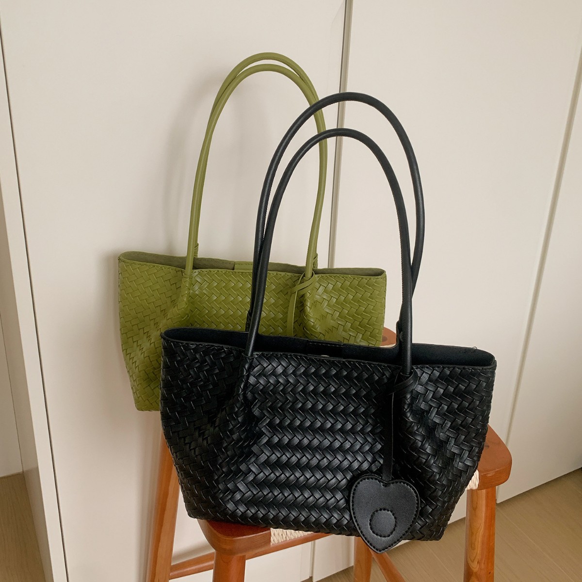 Trendy Woven Bag Soft Leather Handheld Underarm Bag Basket Bag Single Shoulder Mother-Child Bag