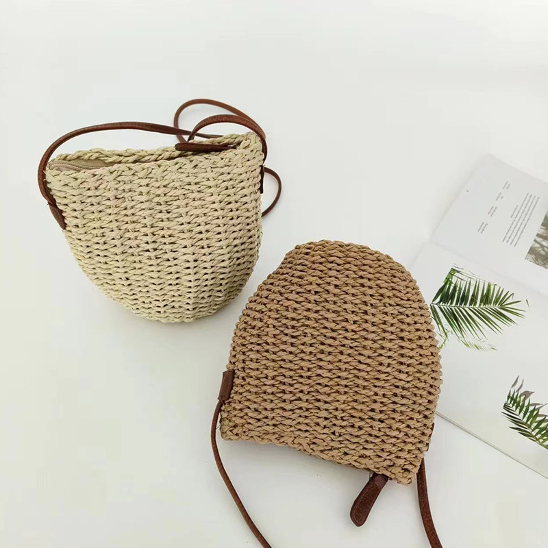 2026 new straw woven bag simple crossbody bag rattan woven handmade bag woven single shoulder bucket bag
