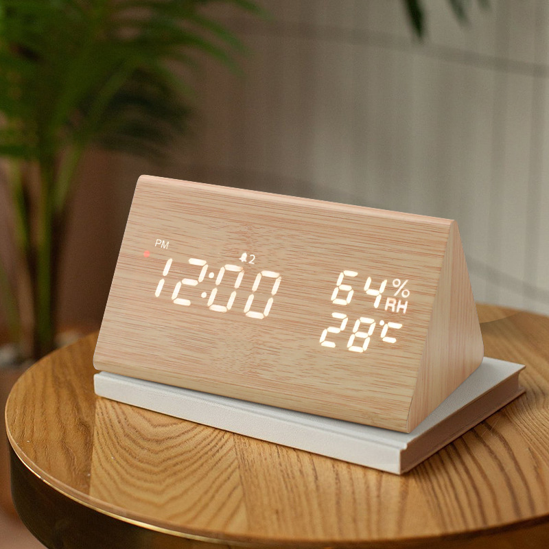 Japanese Intelligent Radio Wave Clock LED Wooden Radio Wave Clock German Radio Wave Alarm Clock Electronic Digital Clock Temperature and Humidity Clock
