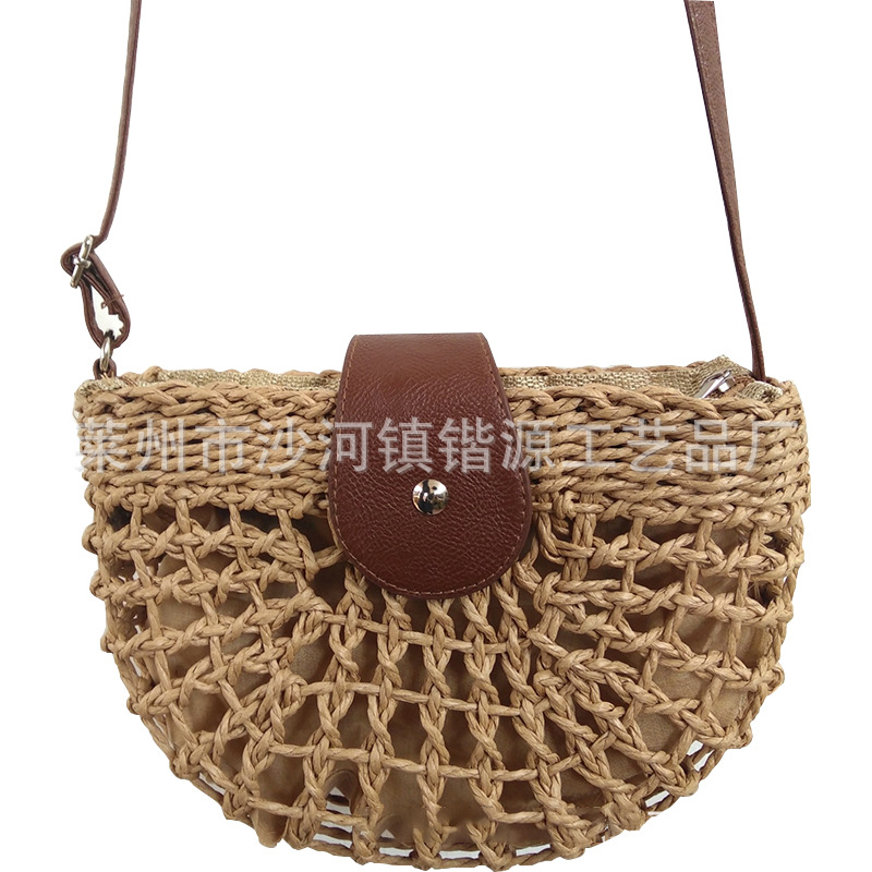 Hollow semicircular crossbody bag straw woven bag vacation woven beach bag mini fresh women's shoulder bag crossbody