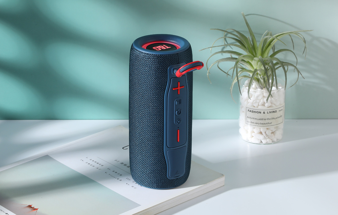 New TG682 Wireless Bluetooth Speaker TWS Tandem Outdoor Desktop Computer Subwoofer Card Slot Audio Gift