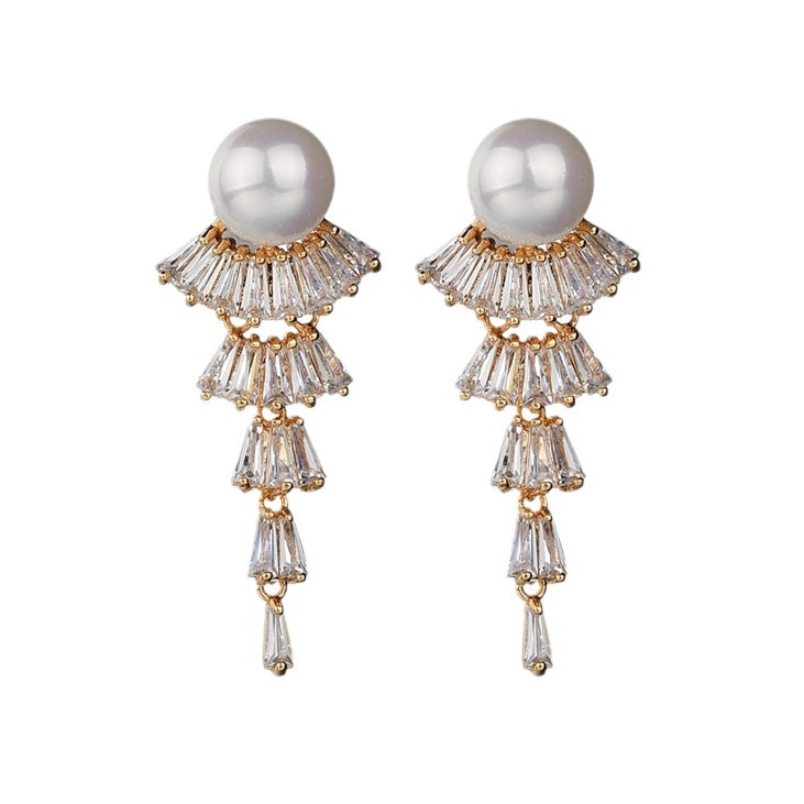 Grey Pearl Long Dangling Earrings with Zircon Inlay, Old Money Style for Women, S925 Silver Needle Earrings