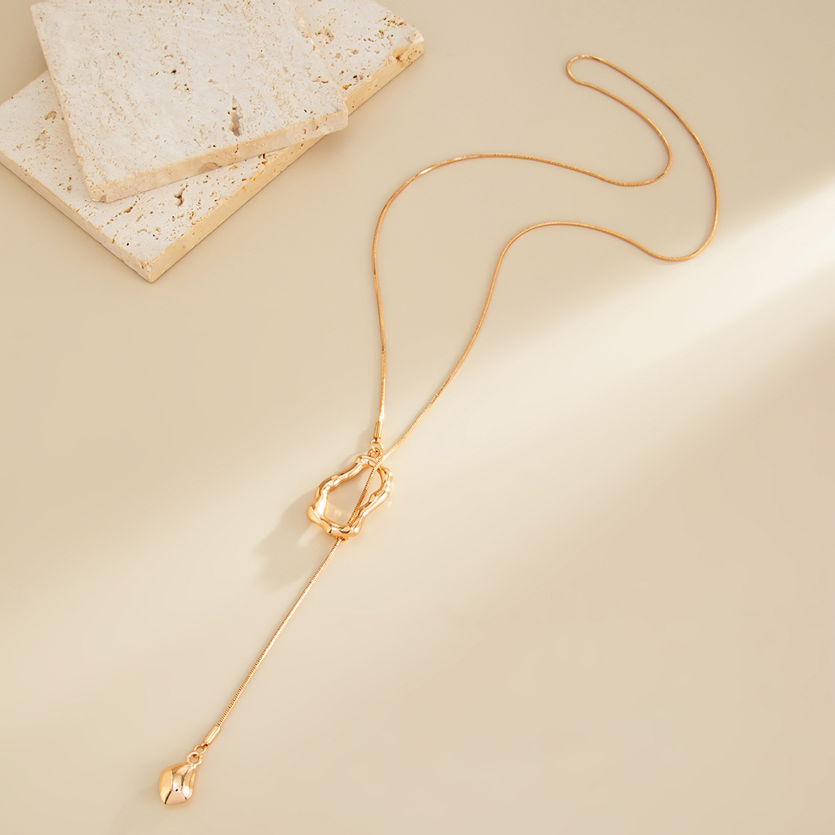 Jewelry irregular metallic square snake necklace simple CCB drop pendant锁骨链