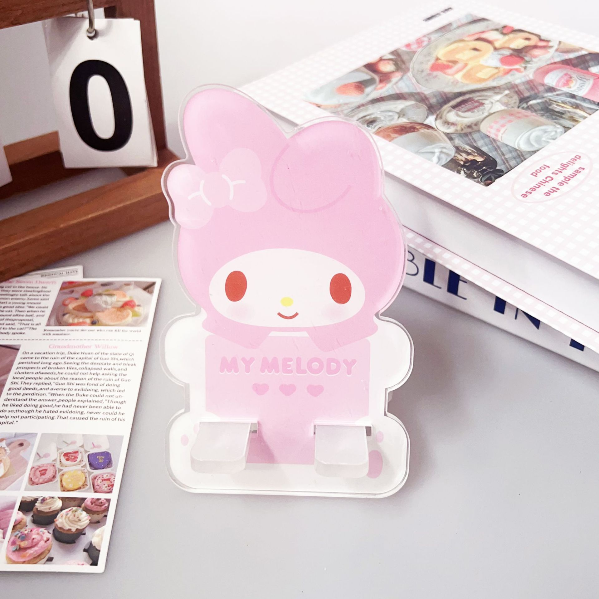 Thickened 5mm Cartoon Desktop Stand Acrylic Kuromi Pochacco Tablet Phone Stand