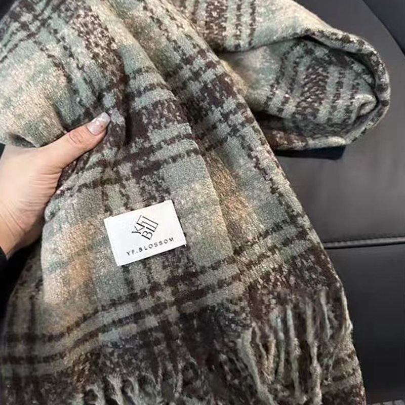 Plaid scarf women warm new dry rose pink autumn and winter color bright soft tassel shawl neck scarf