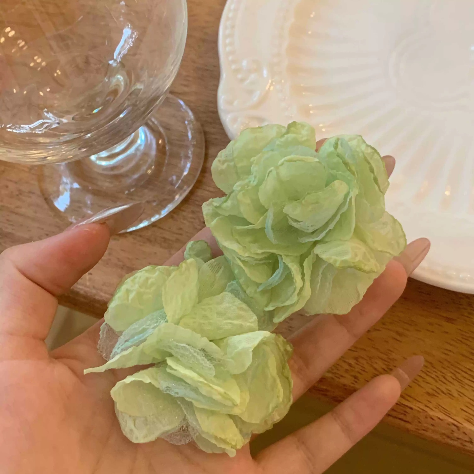57耳钉