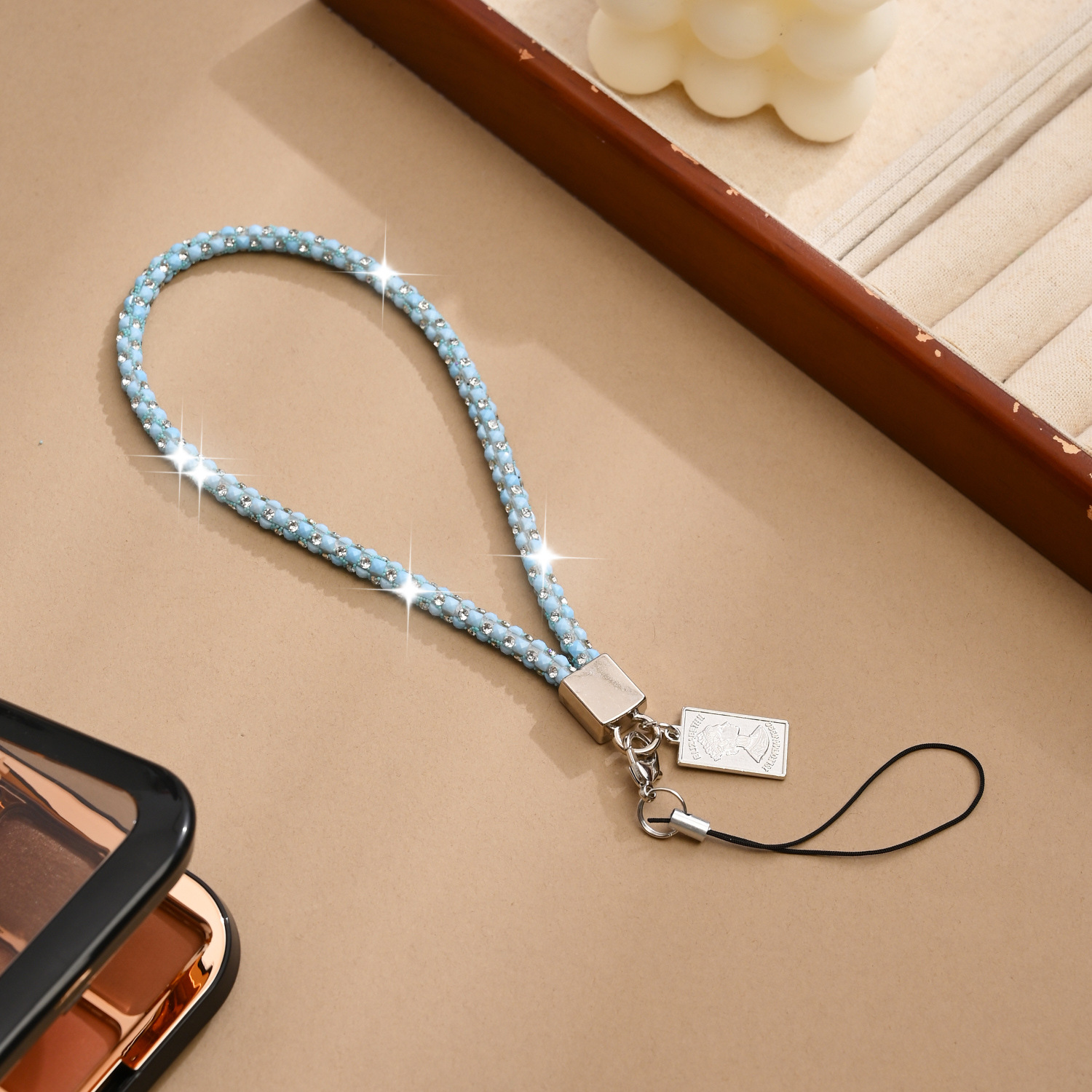Mobile phone lanyard wrist full rhinestone lanyard hanging chain tag women pendant sturdy phone chain neck
