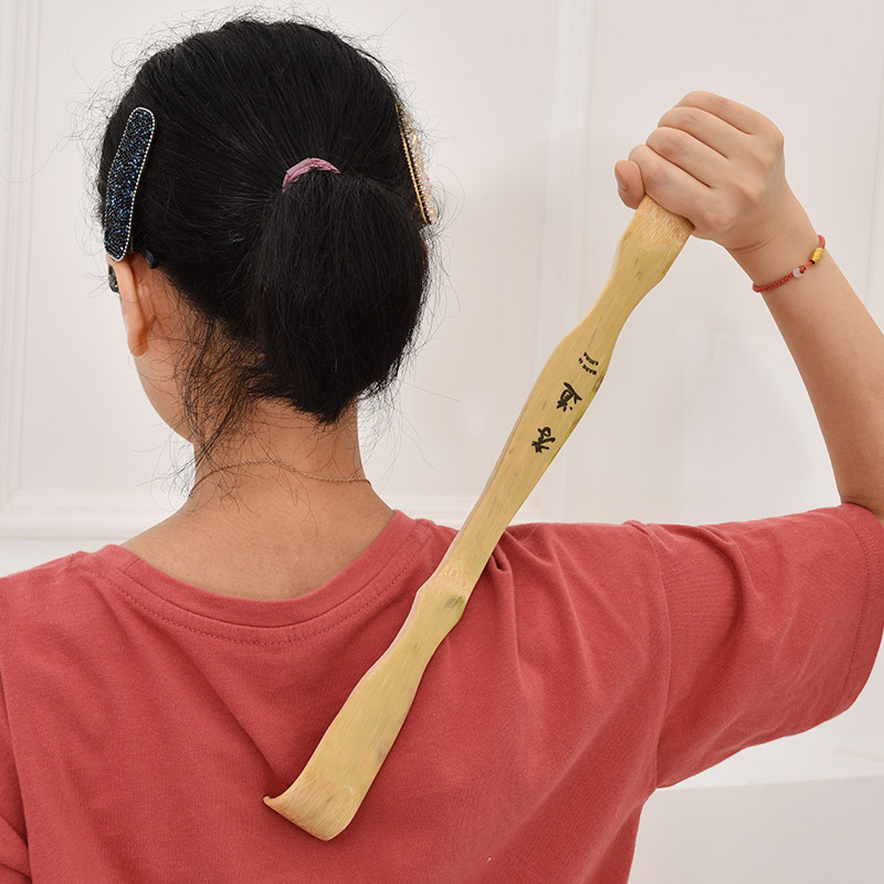 Bamboo back scratcher for elderly, filial son hand-carved back scratcher, itch scratching tool