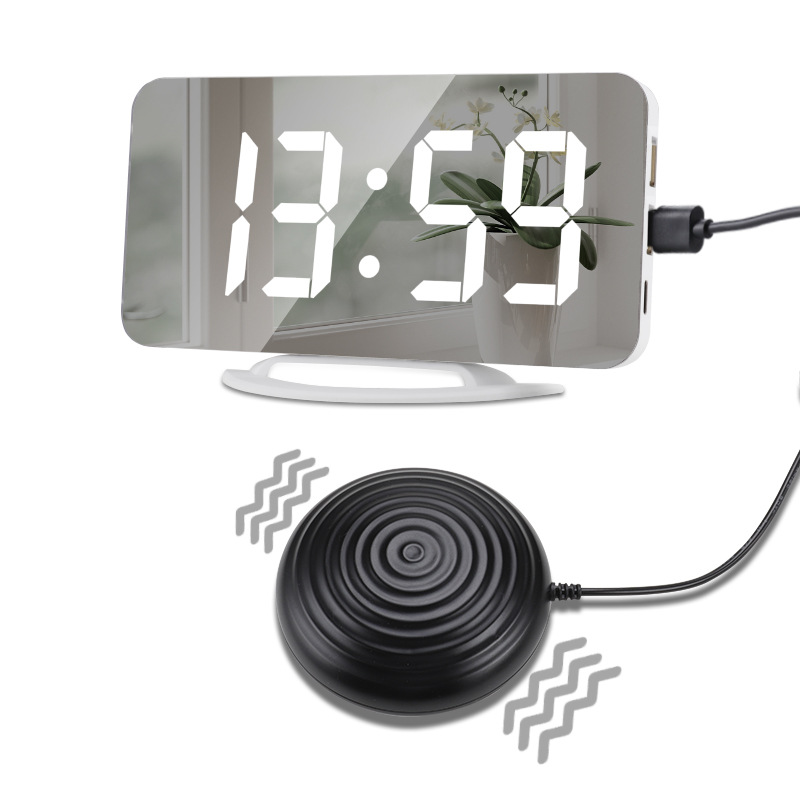 New LED vibrating alarm clock, mirror clock with USB charging, multifunctional electronic mirror digital clock