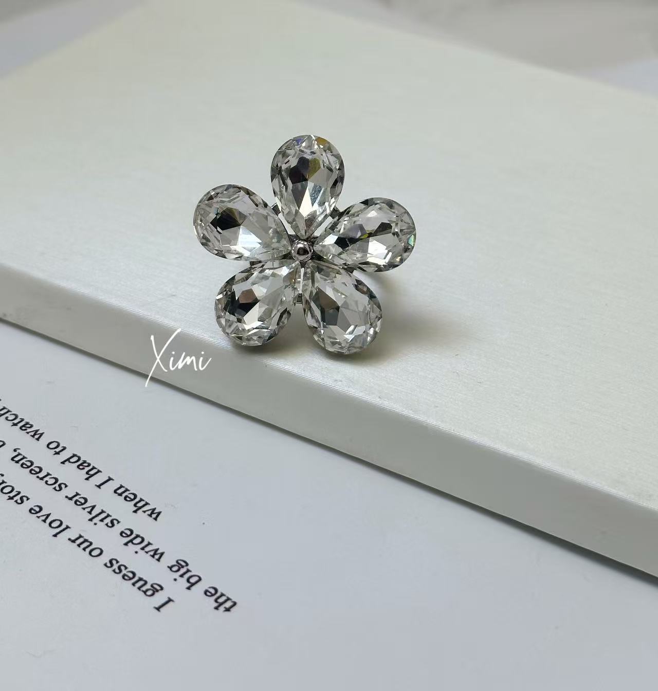 Exaggerated Colorful Five-Petal Flower Ring Band Ring