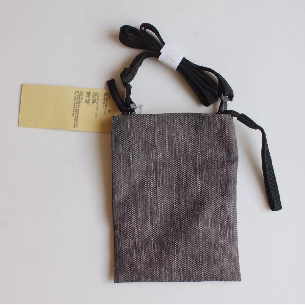 Waterproof shopping simple portable crossbody bag small bag women's men's couple portable lightweight shoulder crossbody phone mini