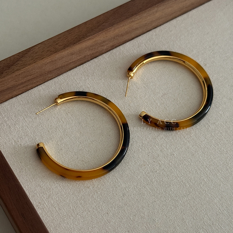 Small Fresh Semi-Circular Stud Earrings Candy Color Daily Commuter Earrings