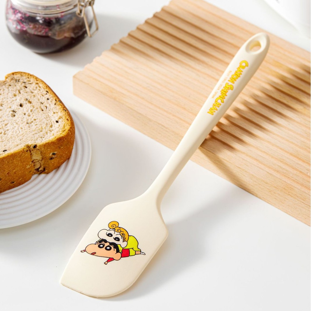 Crayon Shin-chan Spatula Official Silicone Spatula Household One-Piece Baking Cake Cartoon Stirring Scraper