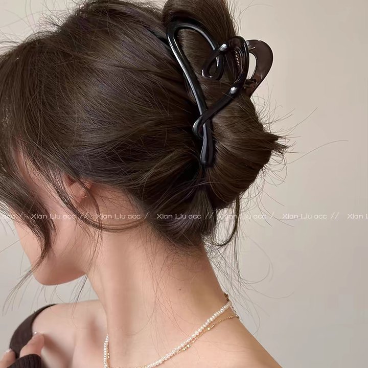Brown large claw clip for women back of head bun clip for thick hair hair clip hair accessory
