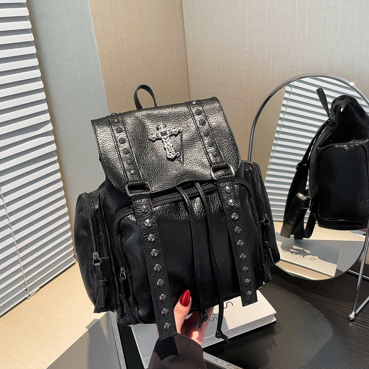Washed荔枝纹PU leather rivet motorcycle style backpack crossbody double-shoulder bag large capacity women's bag