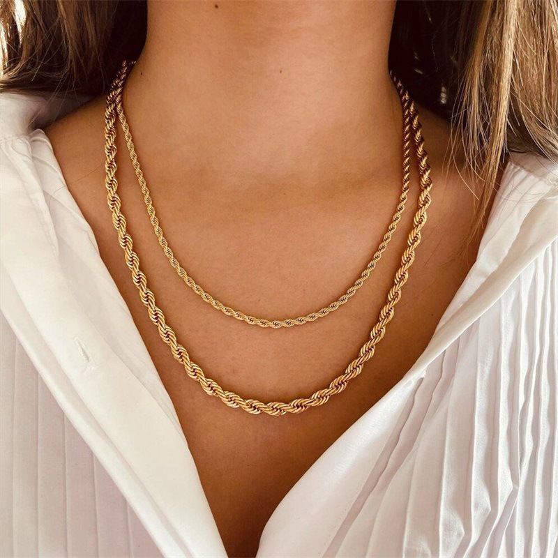 eManco Titanium Steel Necklace Gold Plated Twist Chain Men Women Stainless Steel Collarbone Chain Necklace
