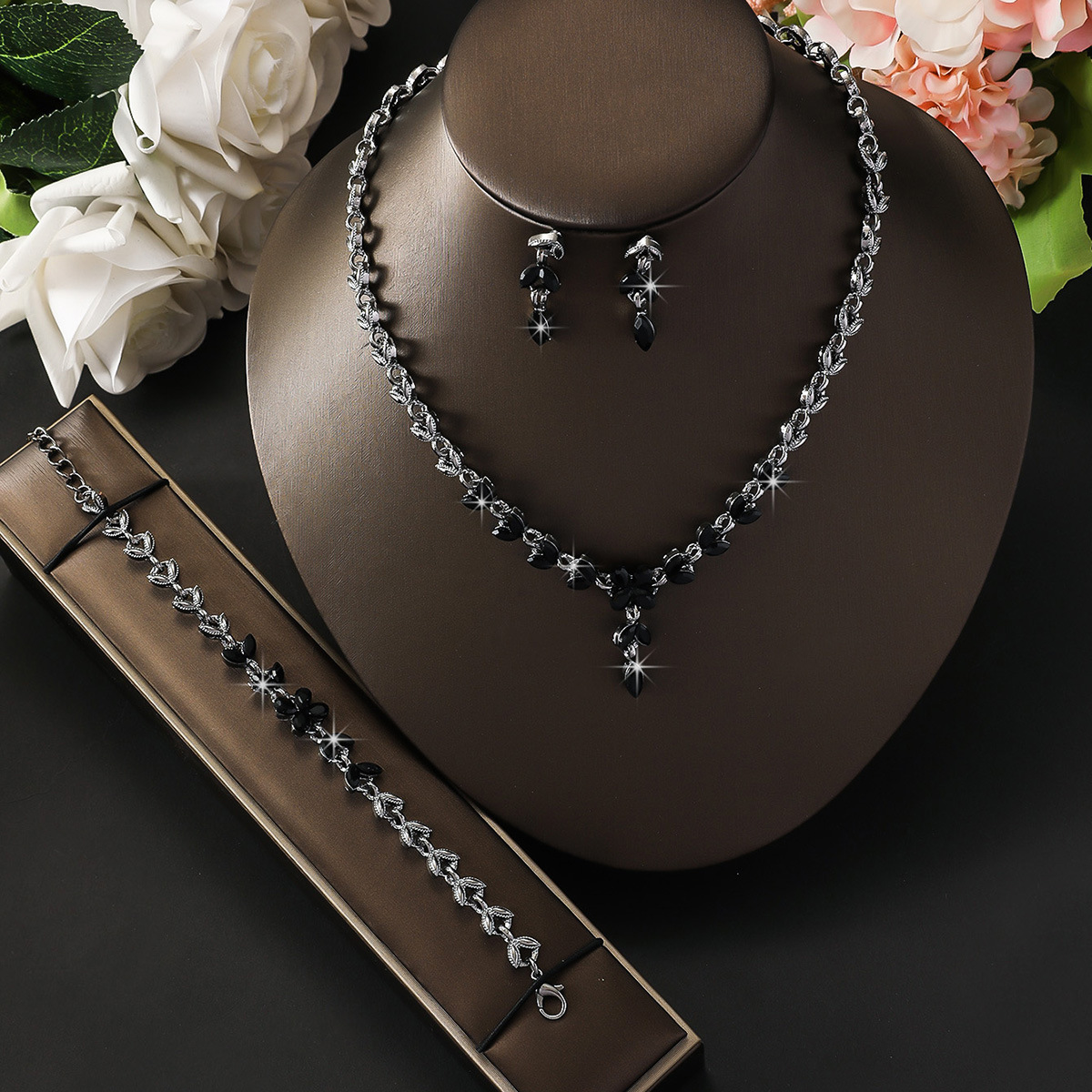 Simple Women Earrings Necklace Super Shiny Rhinestone Set Wedding Evening Banquet Accessories