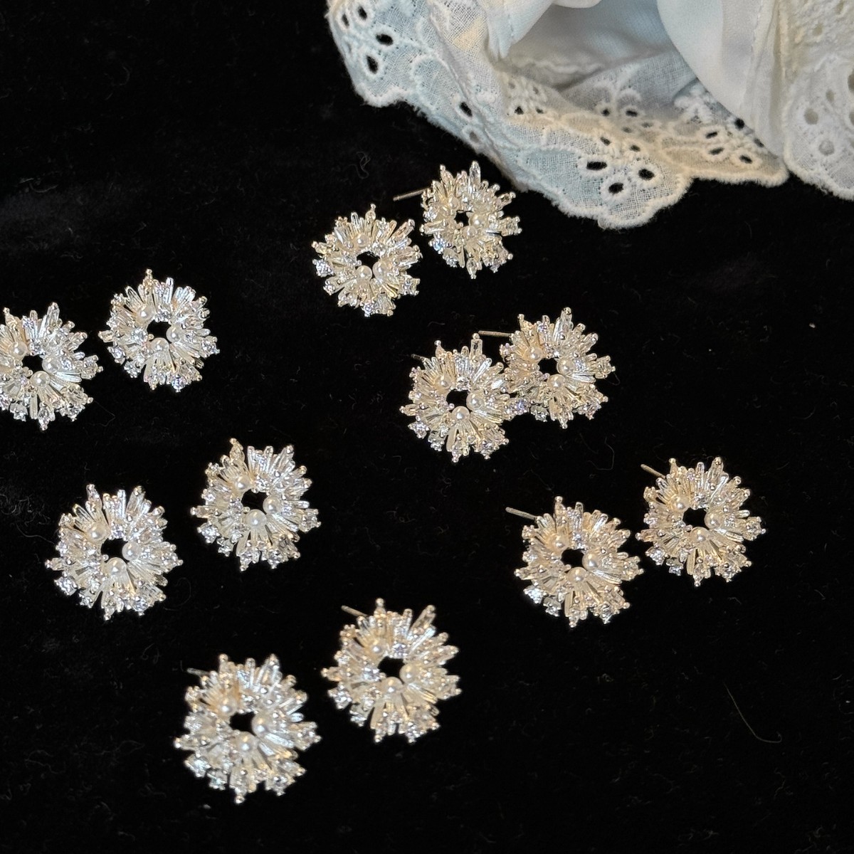 Gorgeous fireworks crushed zircon pearl snowflake earrings elegant exquisite super flash romantic ear jewelry