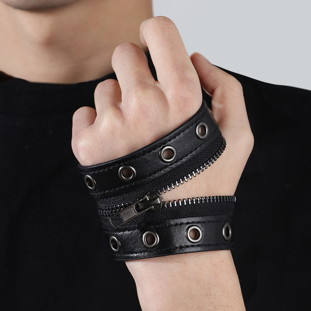 New Rivet Chain Punk Accessories Cowhide Bracelet Women Round Hole Center Zipper Wide Leather Wristband