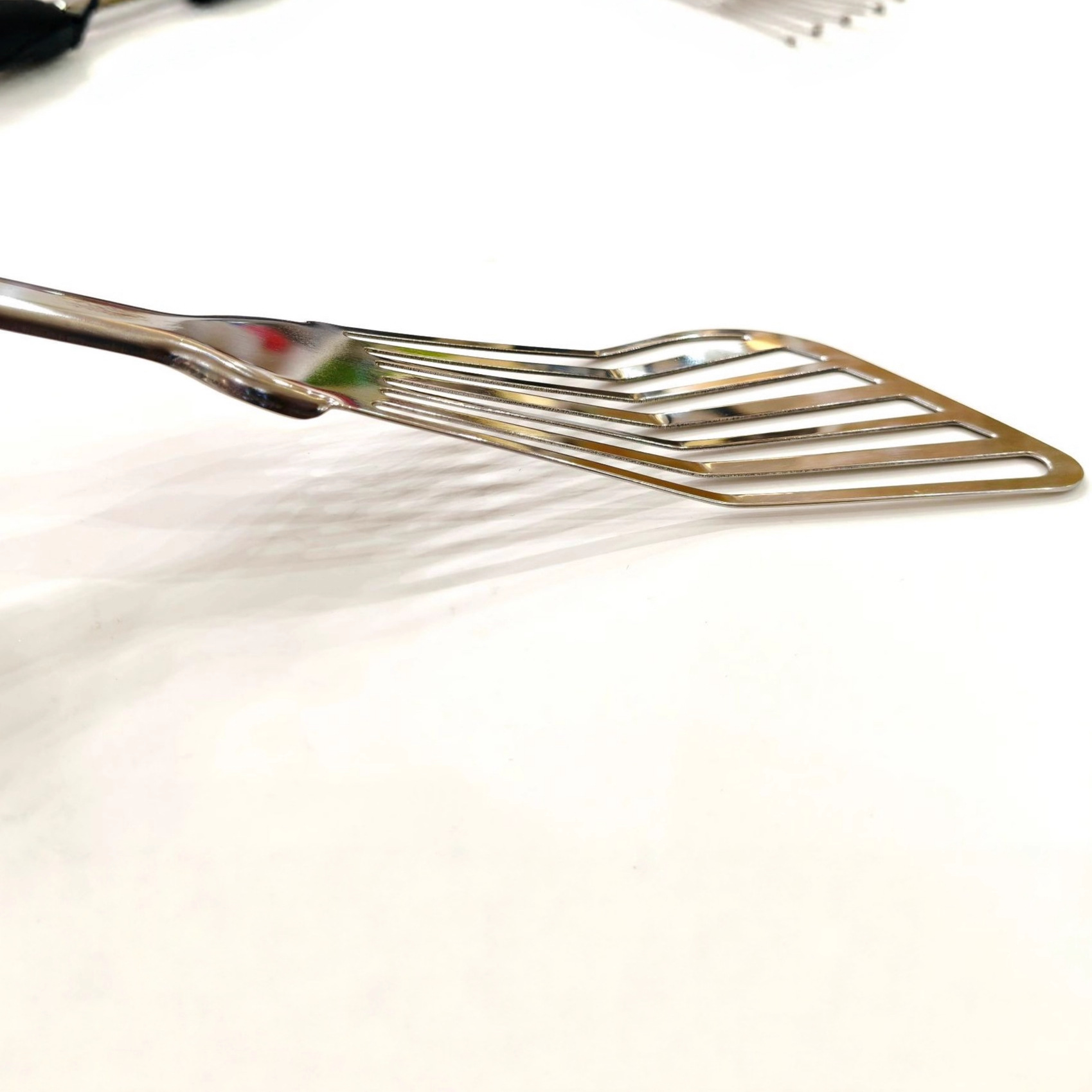 Stainless steel fish spatula steak spatula multi-functional slotted spatula kitchen supplies tools