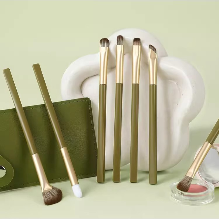 Brush maker avocado 7-piece eye makeup brush set beginner soft bristle blush brush detail brush makeup tool