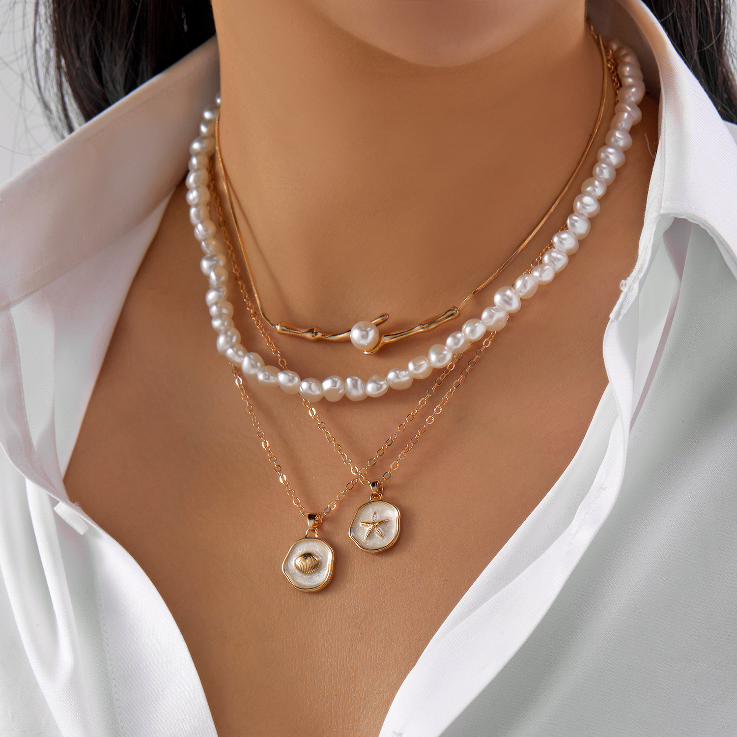 Women Necklace Baroque Palace Style Imitation Pearl Tassel Necklace Geometric Flat Snake Bone Necklace