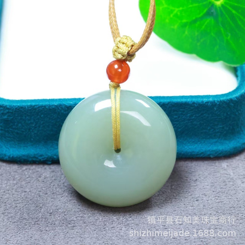 随机配送绳子 · 和田玉平安扣（优质浅色）直径30mm