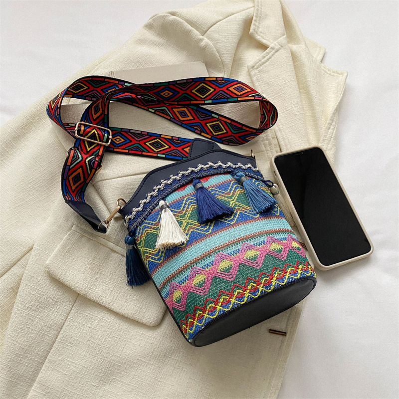 Ethnic Style Fringe Bucket Bag 2026 New Chinese Style Bag Woven Single Shoulder Crossbody Bag