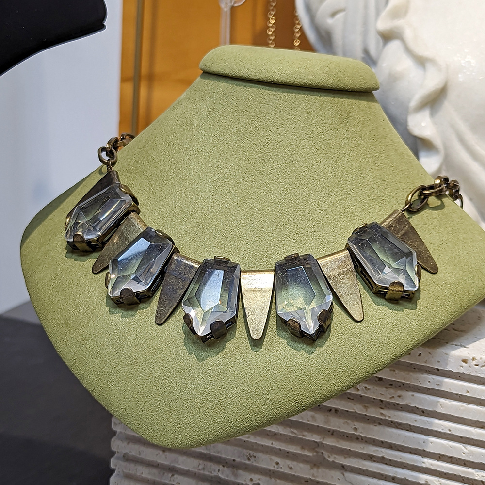 Distressed Vintage Claw Setting Geometric Cut Necklace