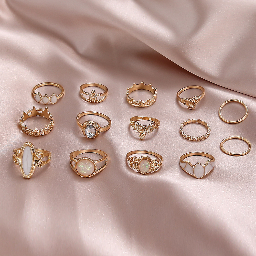 Imitation Amber Accessory Diamond Carved Star Gemstone 14-Piece Combination Ring Set