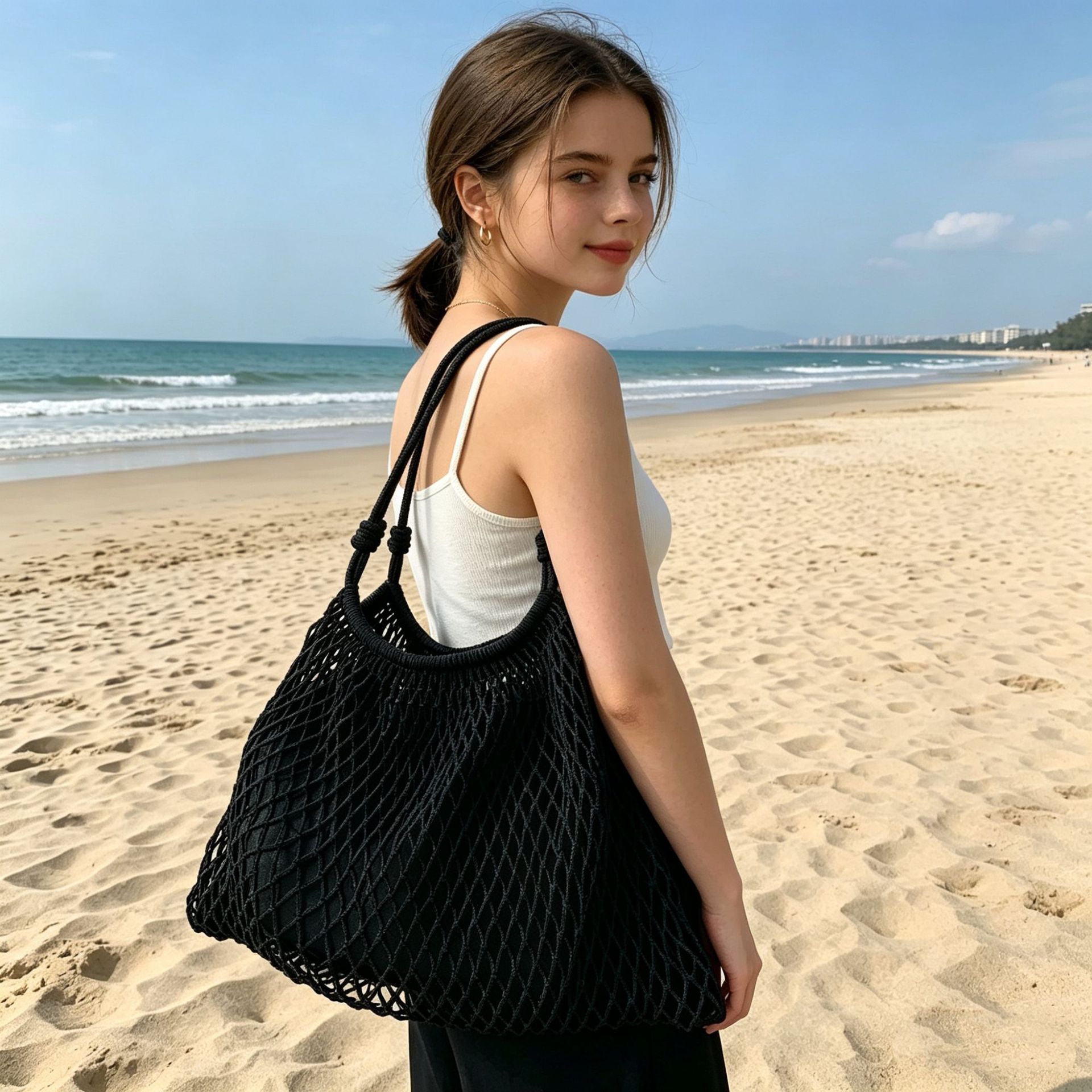 Hand-woven cotton fishing net bag, hollow mesh tote bag, large capacity tote bag, vacation style beach bag