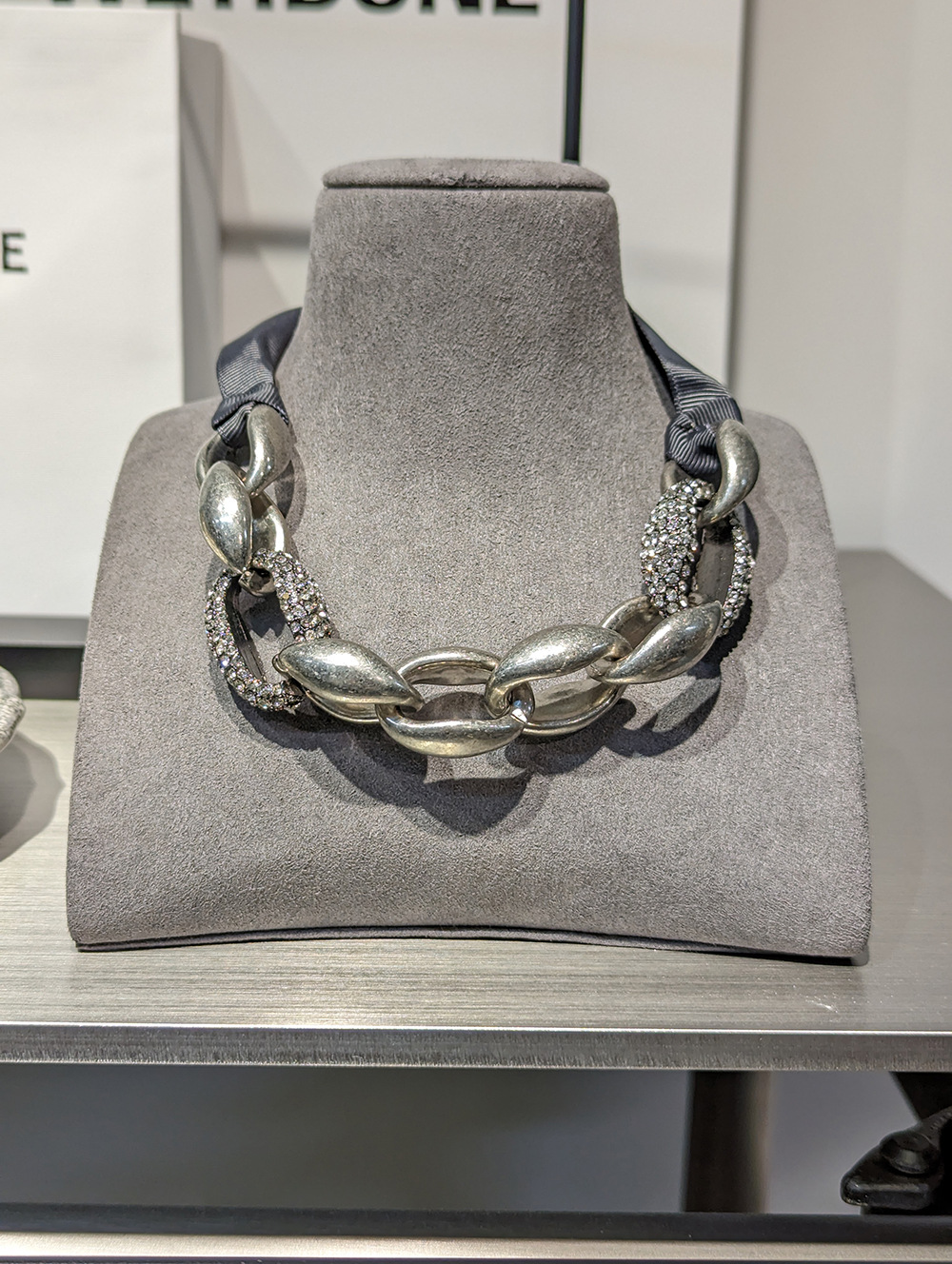 Distressed Metal Geometric Necklace Exaggerated Fabric Patchwork Necklace Export Design