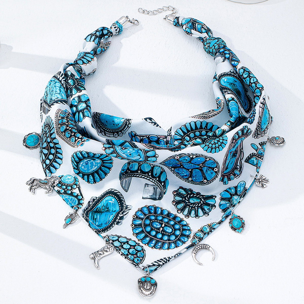 Qingdao Daiwei Accessories 1 Piece Turquoise Print with Metal Pendant Decorated Necklace
