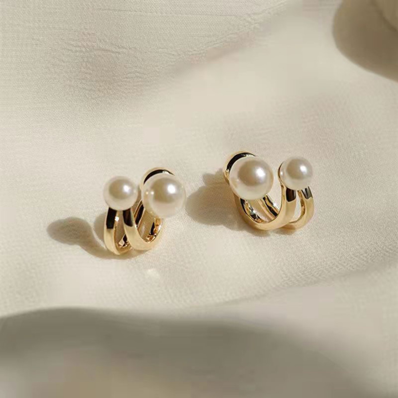 One or two wear natural freshwater pearl stud earrings niche minimalist ear accessories for women