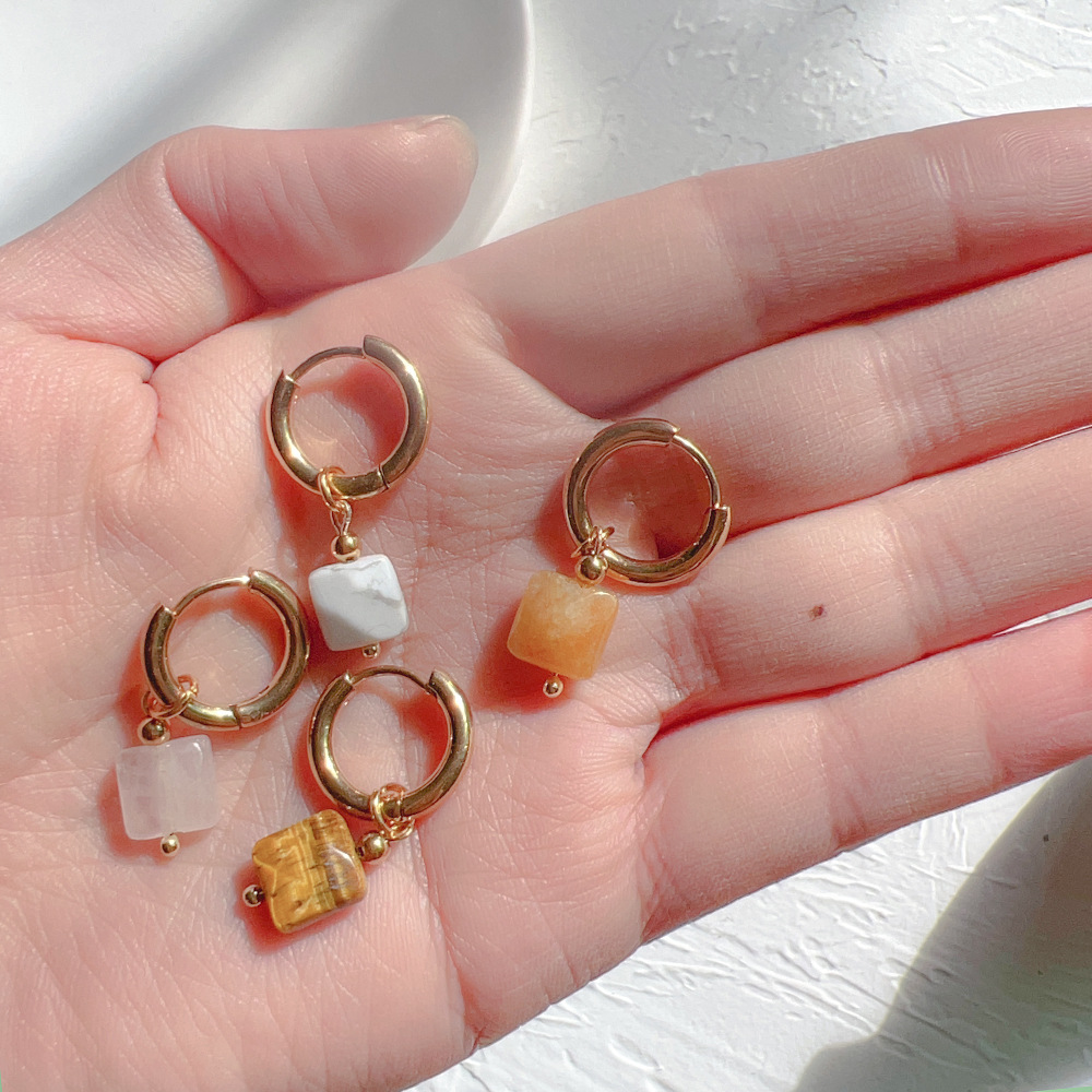 INS-Style Square Earrings: 18K Gold-Plated Stainless Steel Clips with Natural Stone Rhombus Pendants for Women