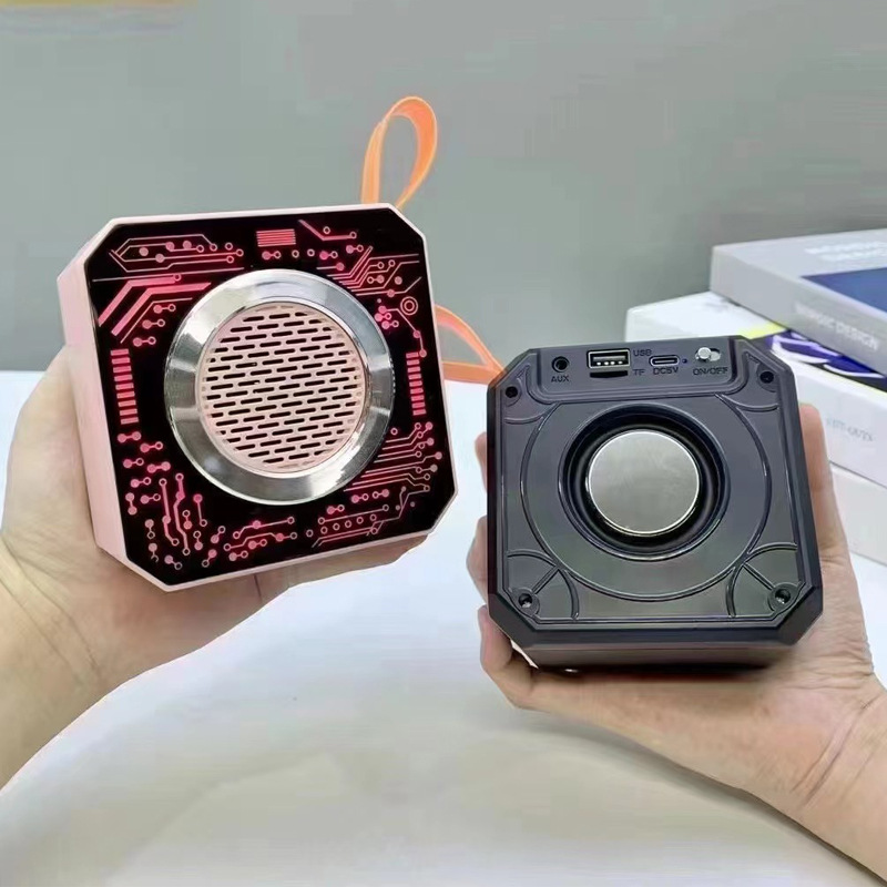Mecha Bluetooth Audio Small Steel Cannon Outdoor Portable Mini Bass Home Desktop Wireless Speaker