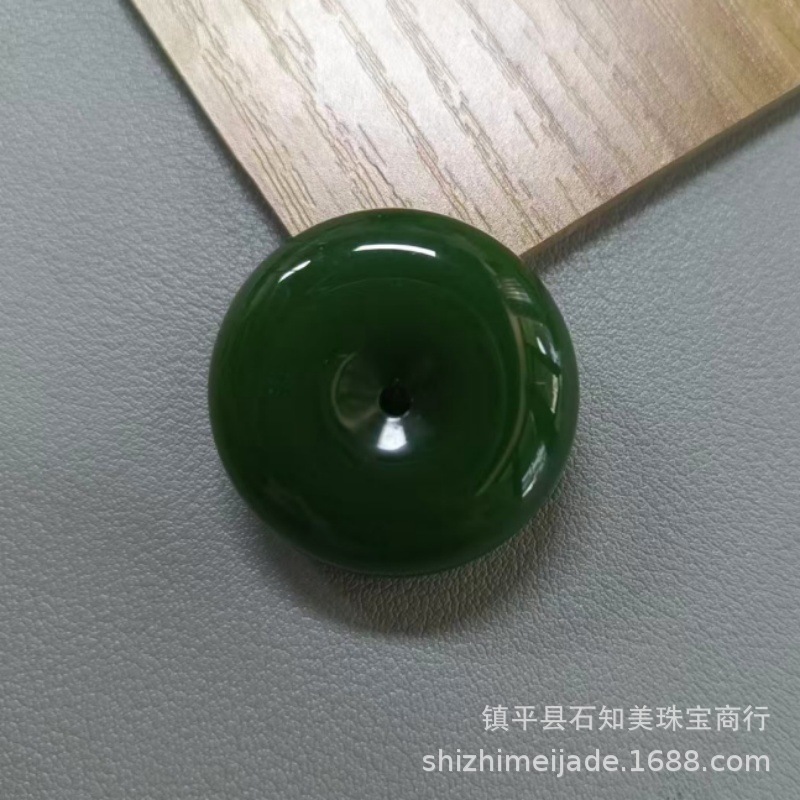 Xinjiang Tianyu Substitute Pendant Peace Button White Chalcedony Outer Mongolia Material Spinach Green Jasper Pendant Crafts