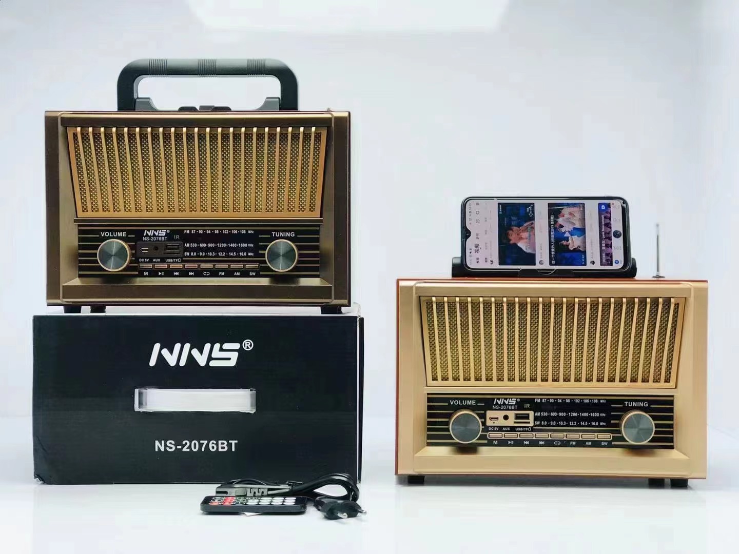 New NS-2076BT Bluetooth Speaker Portable Loud Old Man Nostalgic Wooden Full Band Radio