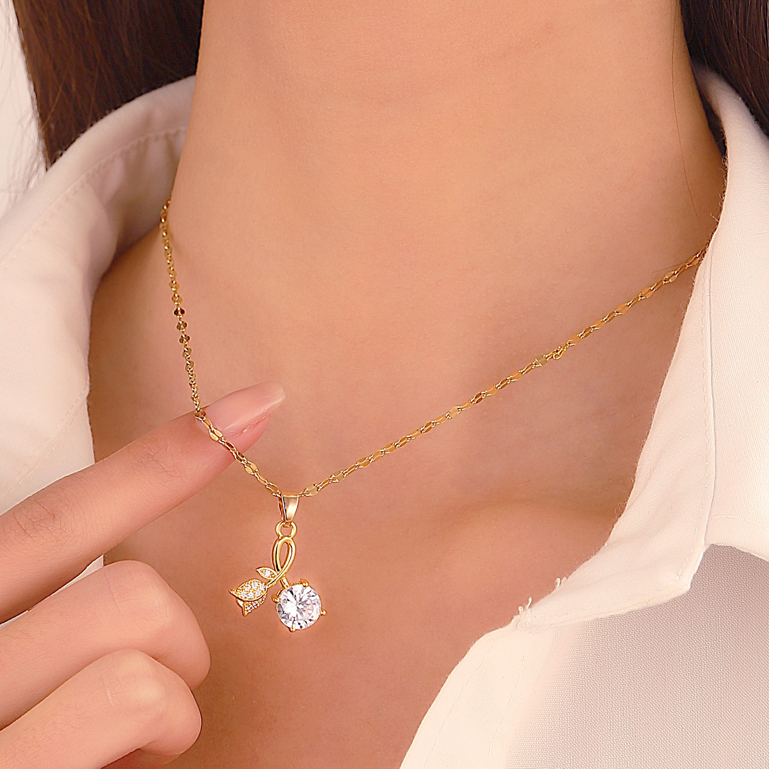 Love Rose Flower Necklace Women Gothic Winding Flower Heart Collarbone Chain Valentine's Day